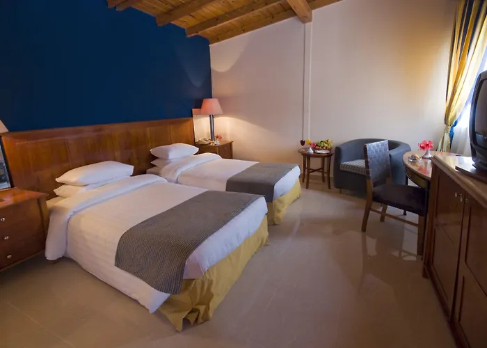 Club Resort 4*
