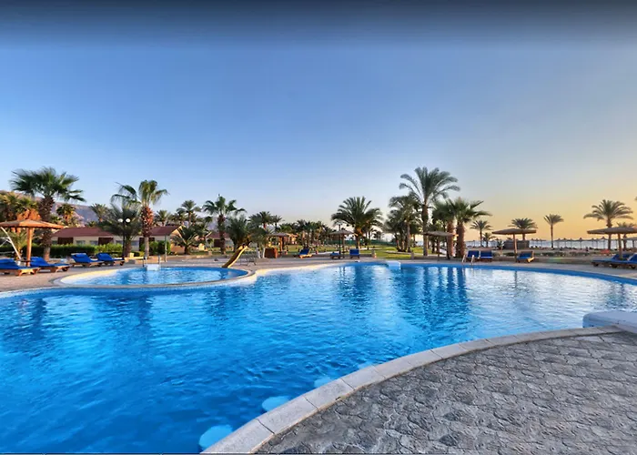 Club Resort 4*