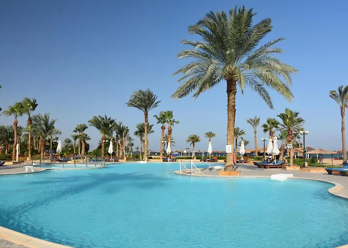 Club 4* Нувейба